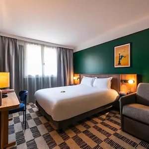 Le Lumière Hotel
